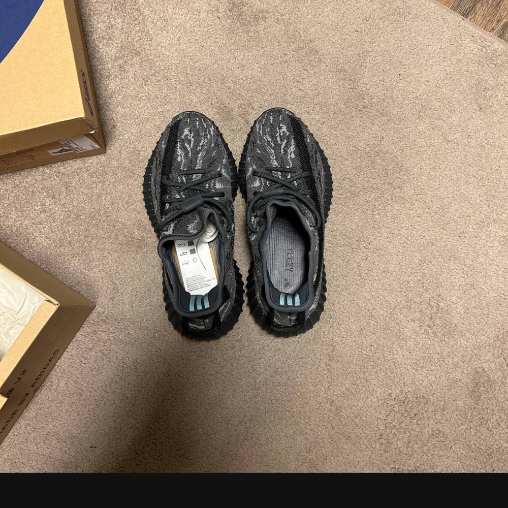 Yeezy Boost 350 V2 MX Dark Salt 6.5 YS M